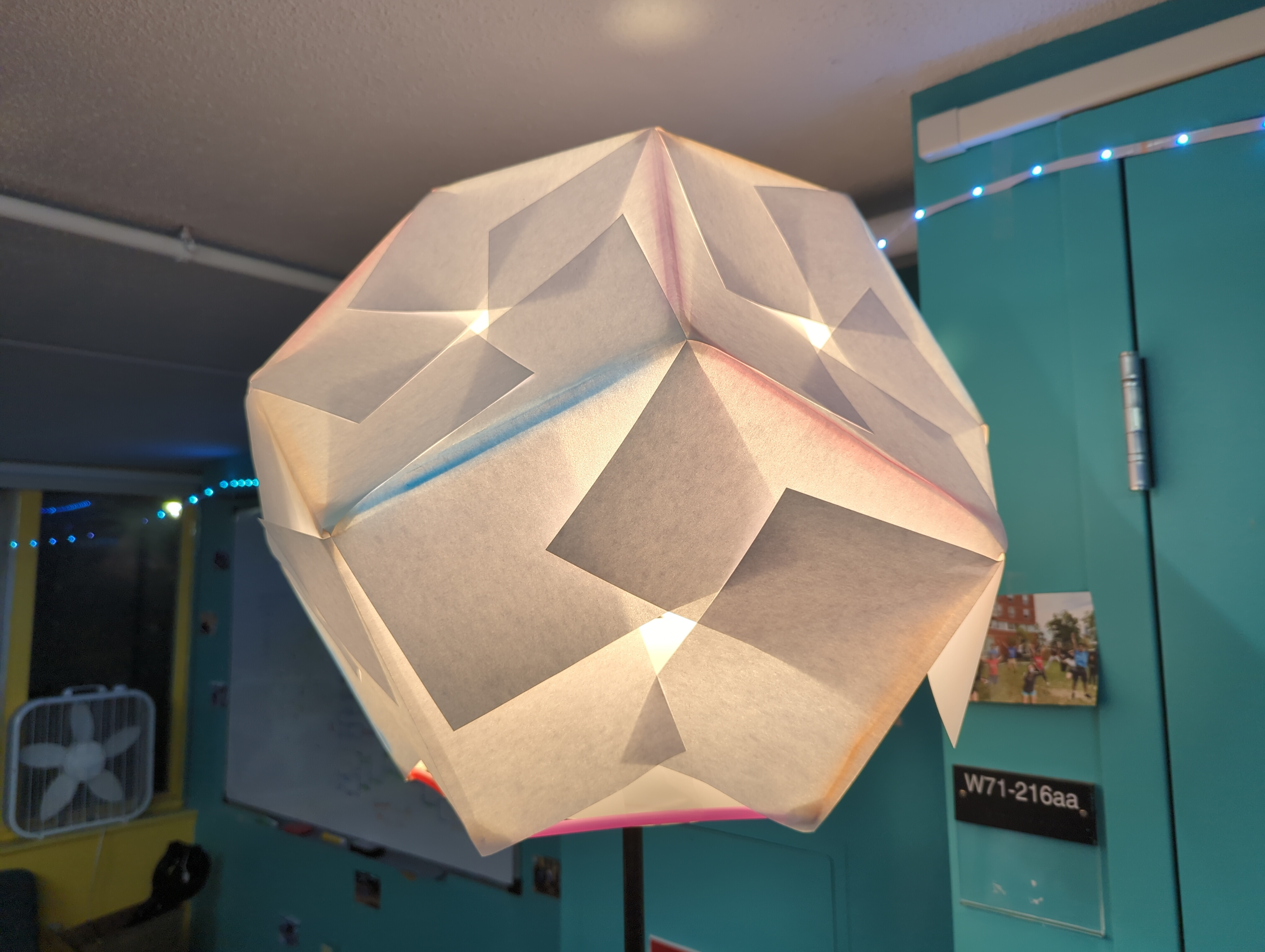 Dodecahedron lamp